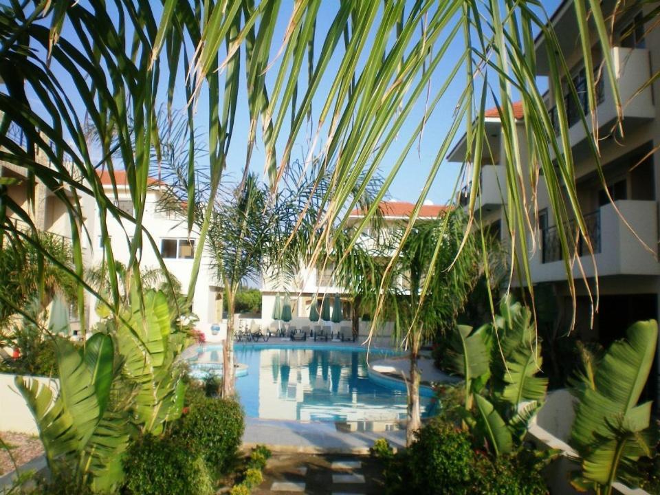 104 Excellent 2 Bed With Pool View, Ac & Gym! Apartment *