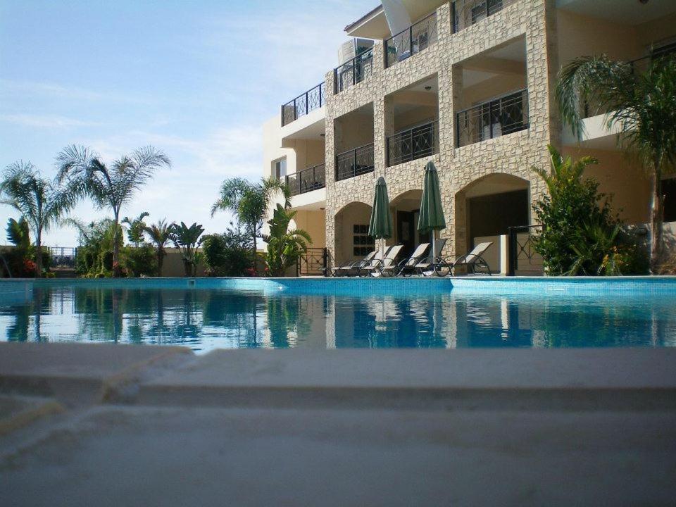 104 Excellent 2 Bed With Pool View, Ac & Gym! Apartment